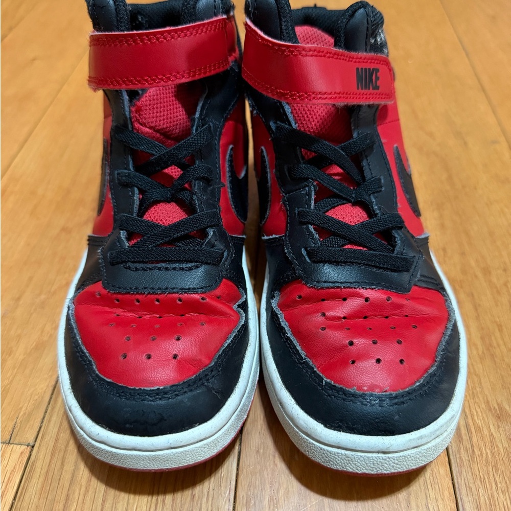 Nike Kids Black and Red Sneakers